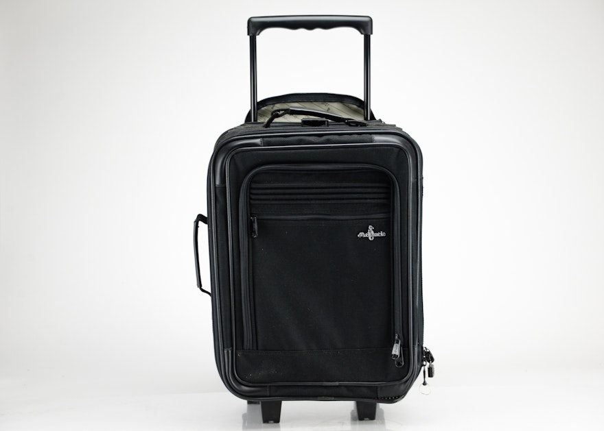 Atlantic Luggage Carry On Rolling Case : EBTH