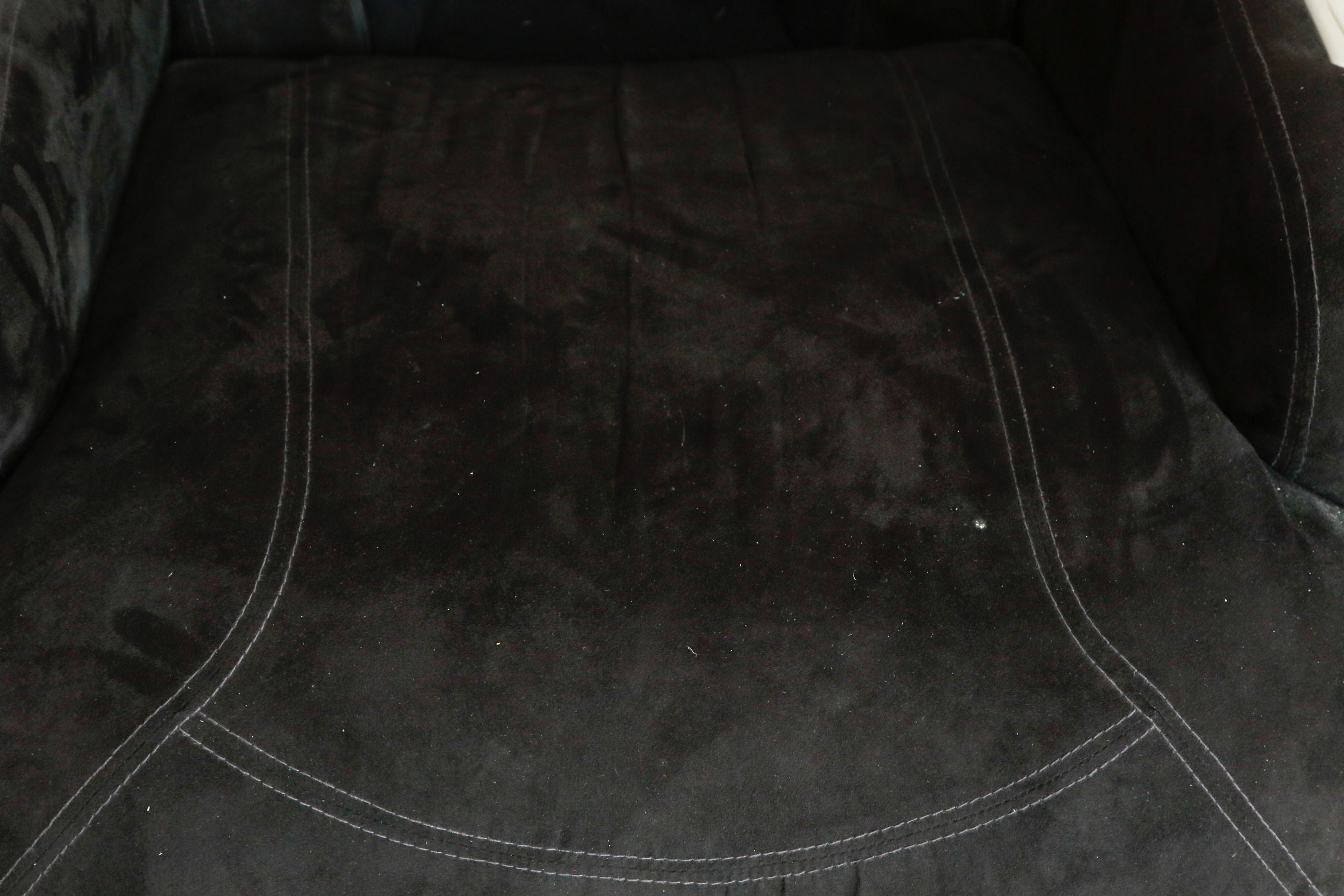 iJoy Turbo2 Massage Chair with OttoMAN 2.0 Calf/Foot Massager EBTH