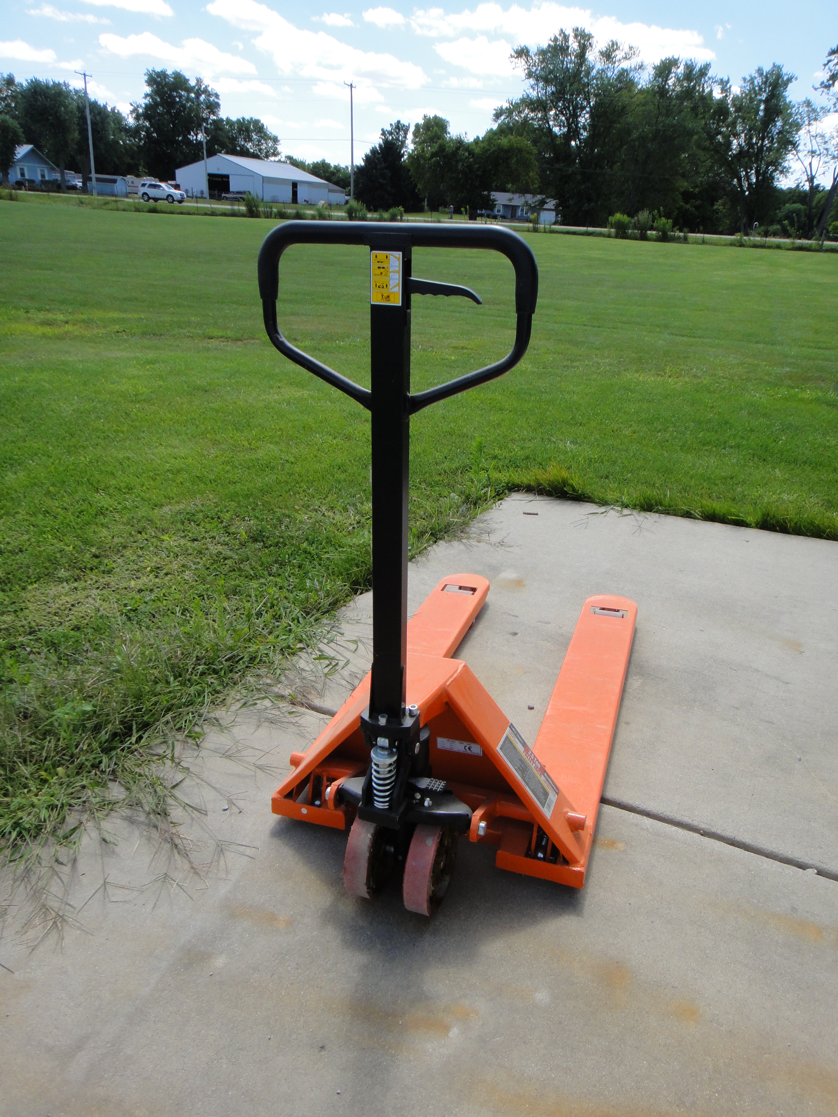Haul Master 2.5 Ton Pallet Jack EBTH