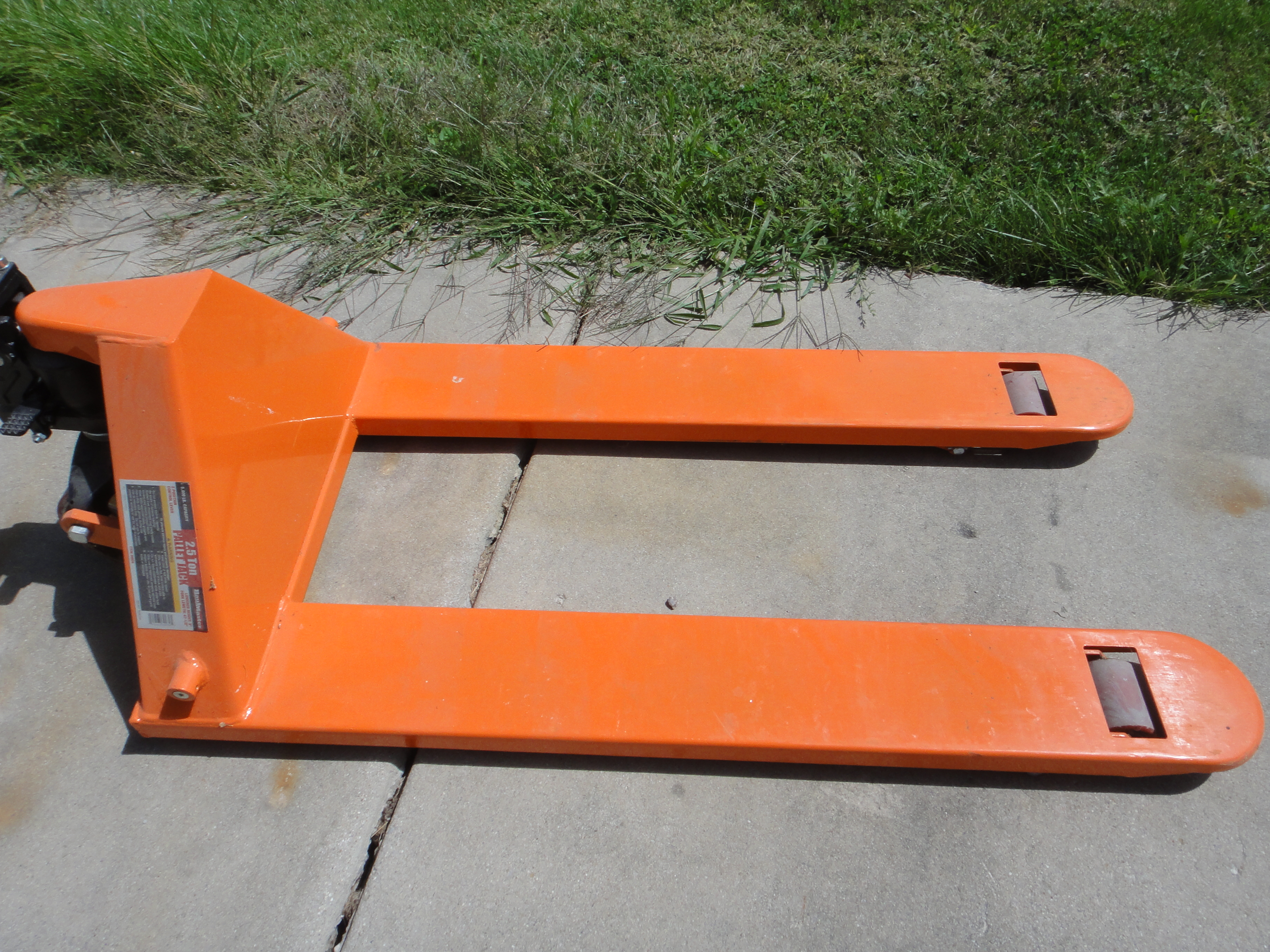 Haul Master 2.5 Ton Pallet Jack EBTH