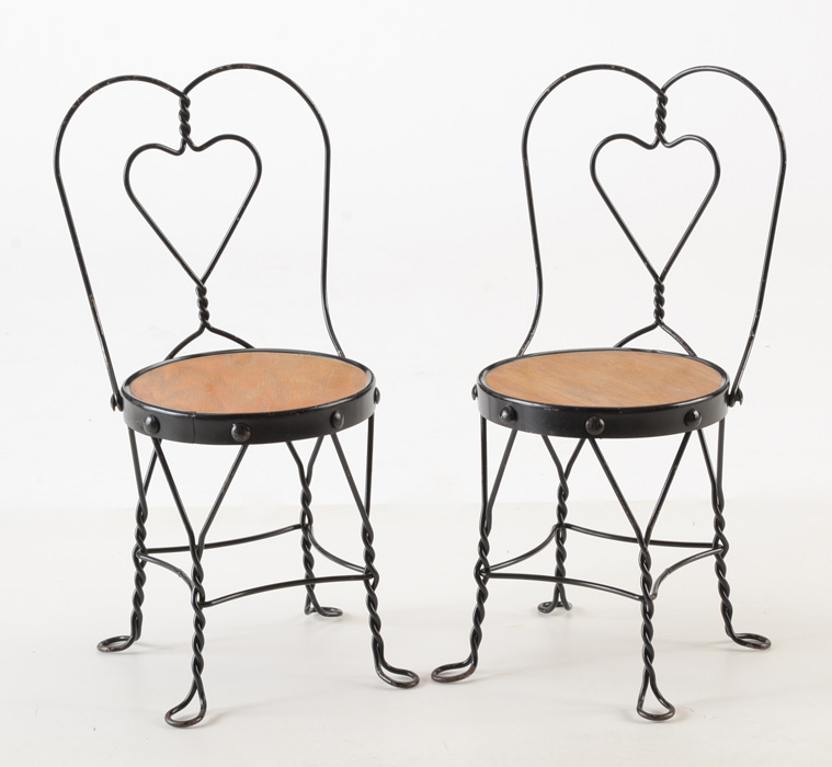 Vintage Children's Ice Cream Parlor Table and Chairs EBTH