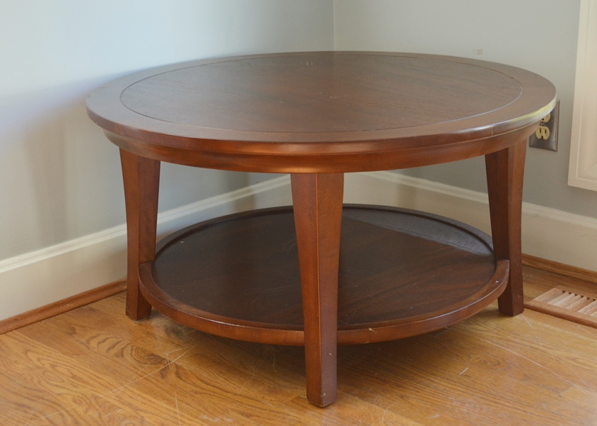 Pottery Barn Round Mahagany Stained Side/Coffee Table EBTH
