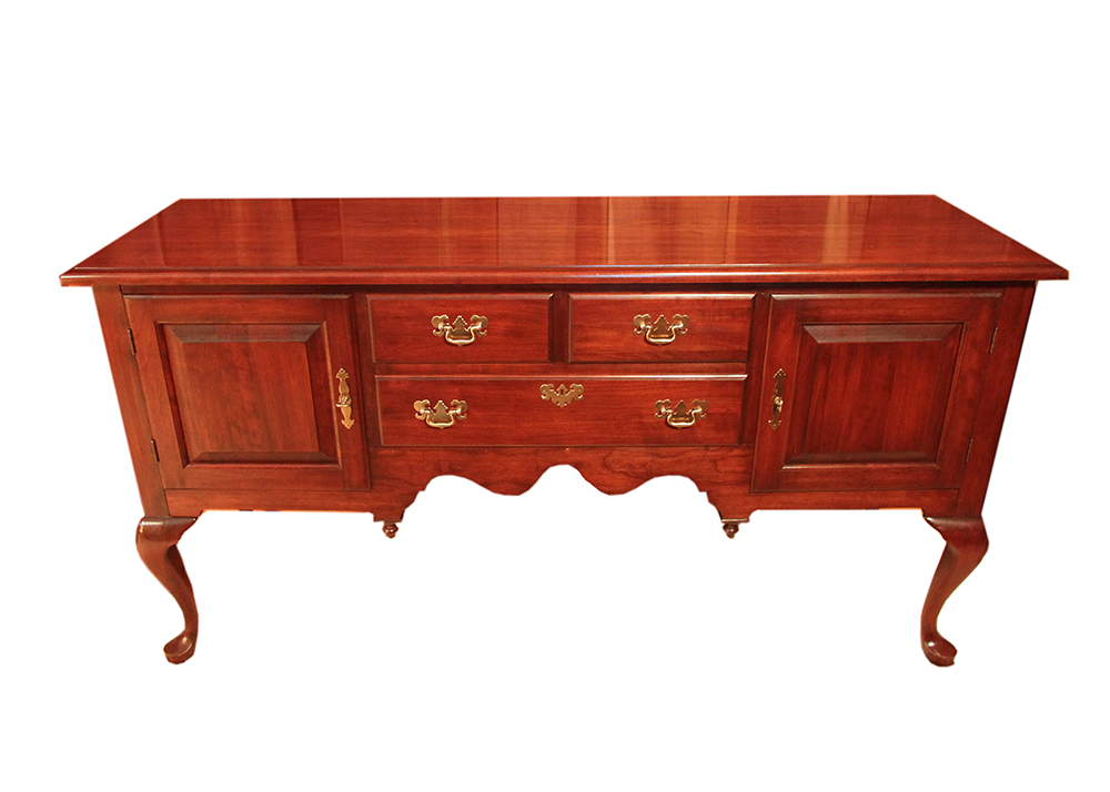 Vintage Queen Anne Style Cherry Sideboard from Pennsylvania House EBTH