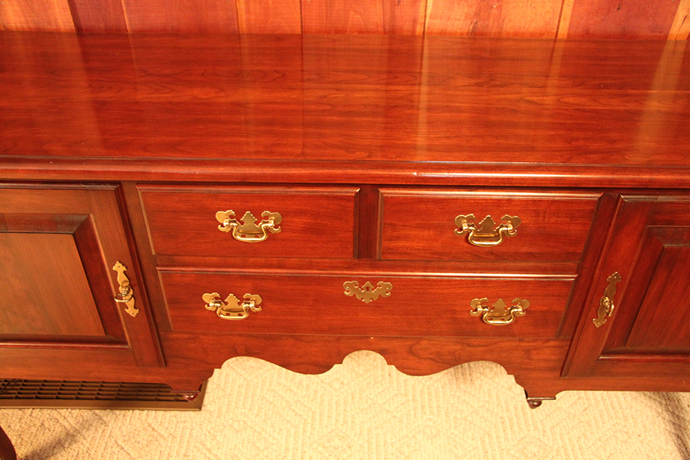 Vintage Queen Anne Style Cherry Sideboard from Pennsylvania House EBTH