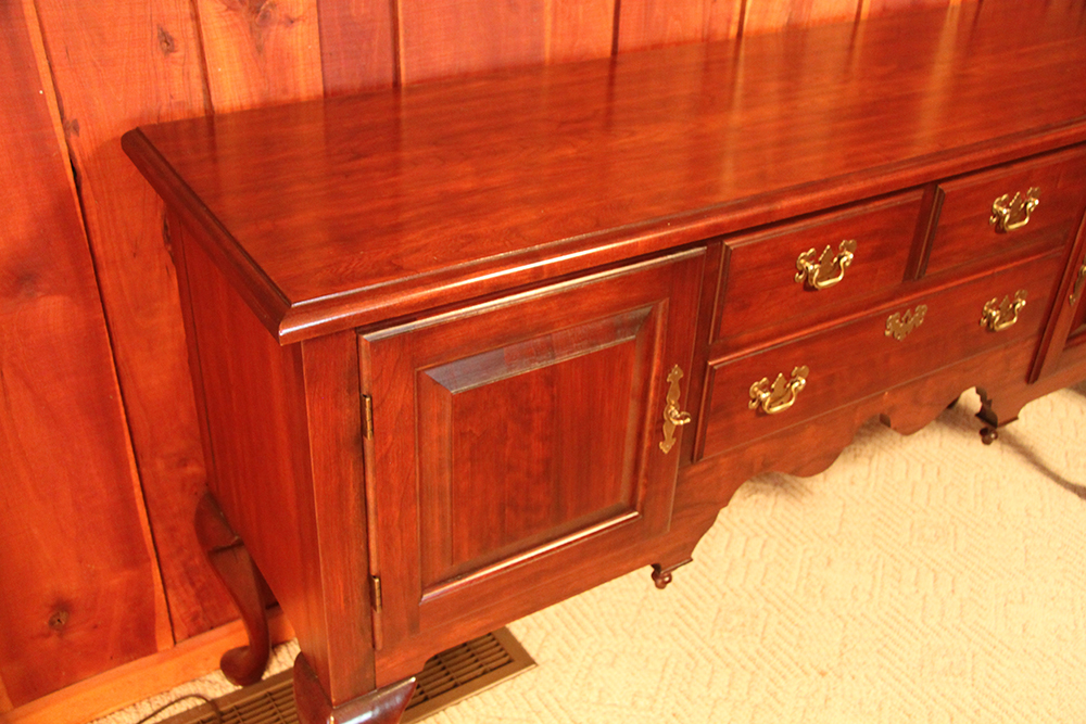 Vintage Queen Anne Style Cherry Sideboard from Pennsylvania House EBTH