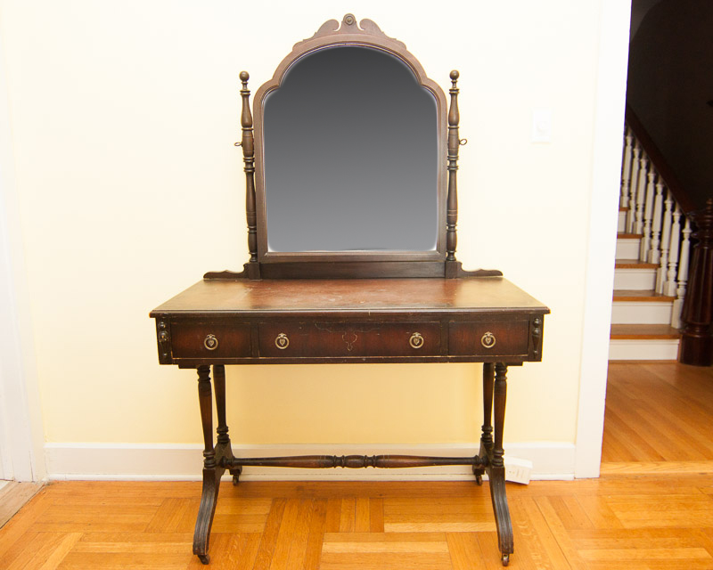 Antique Vanity EBTH