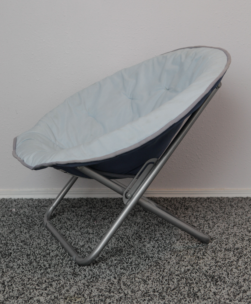 Folding Bucket Chair EBTH