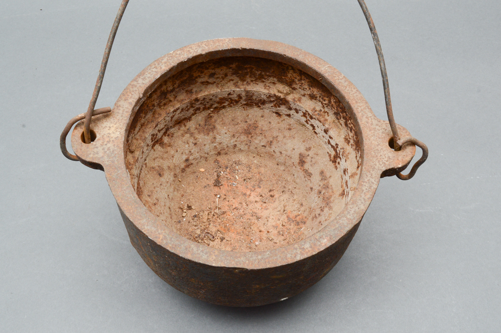 Antique Cast Iron Lard Press, Melting Pot and Kettle EBTH