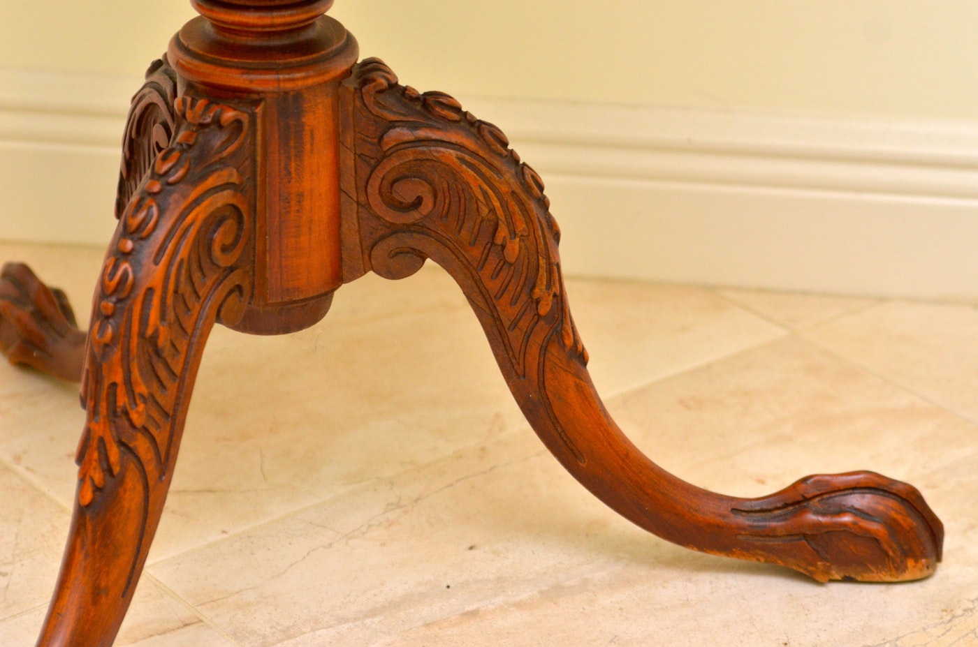 W & W Auto Sales >> Vintage Mahogany Three Leg Round Pedestal Table | EBTH W & W Auto Sales >> Vintage Mahogany Three Leg Round Pedestal Table | EBTH