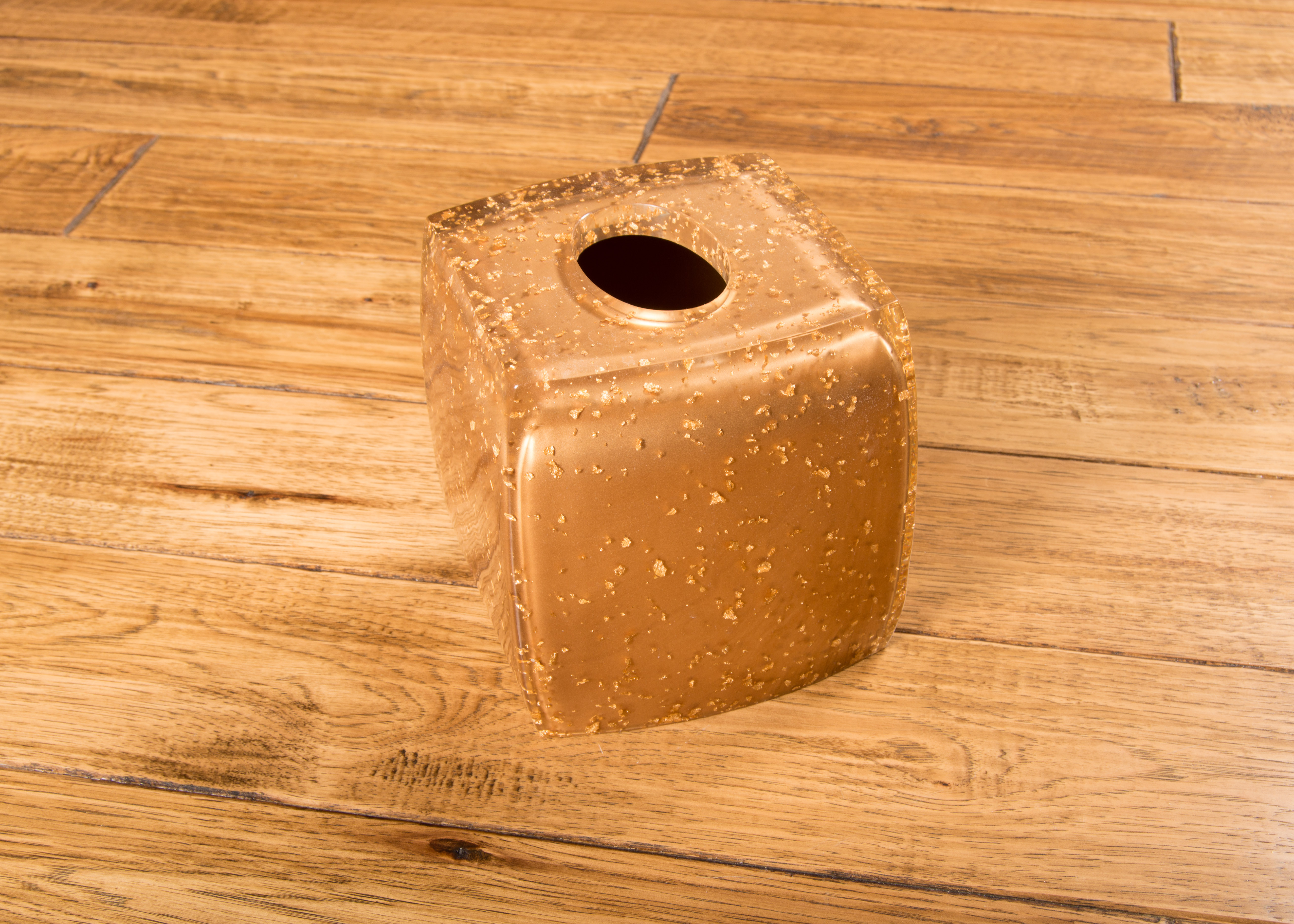 Nicole Miller Gold Leaf Bathroom Accessories EBTH