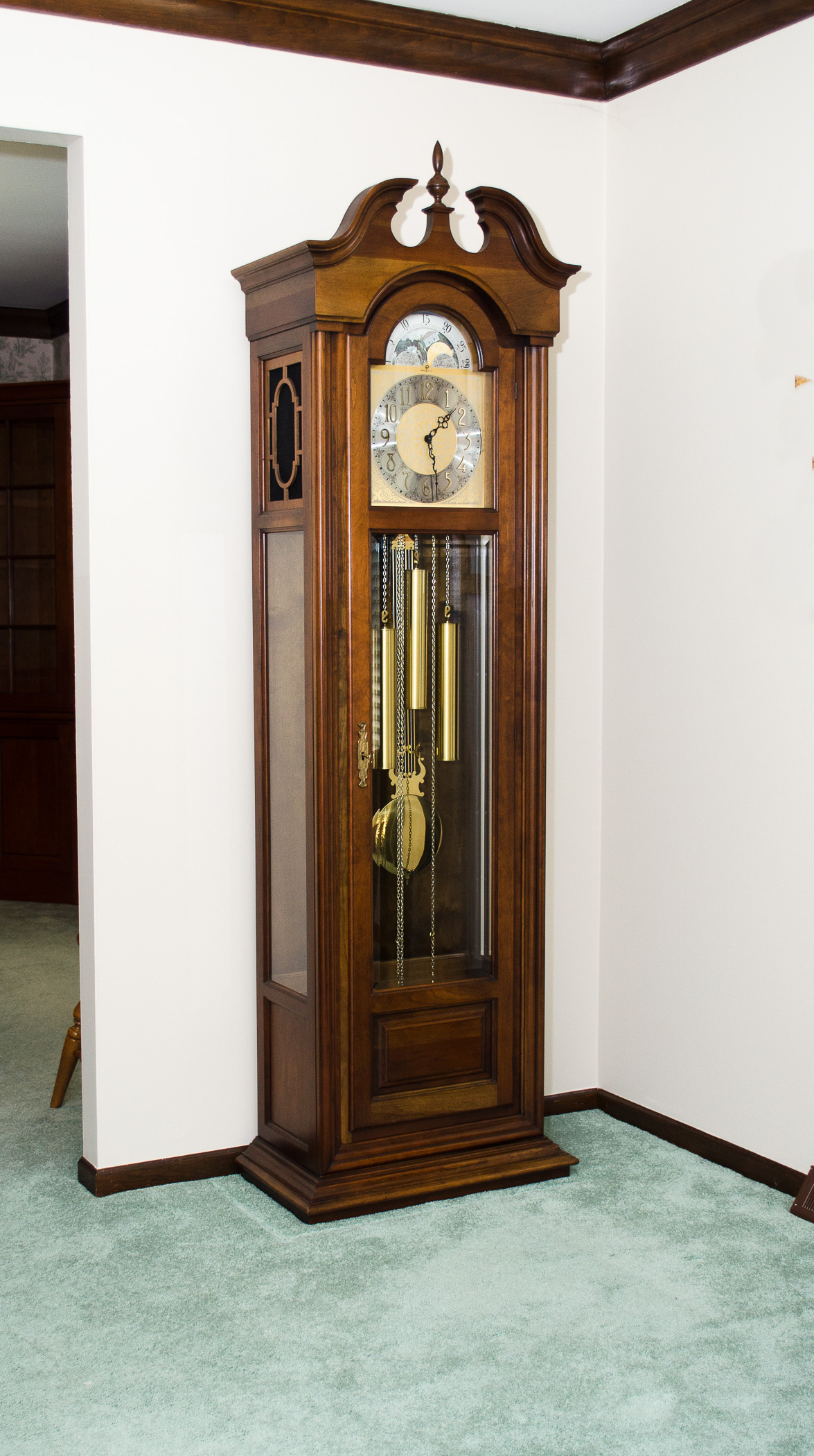 howard miller grandfather clock serial number lookup