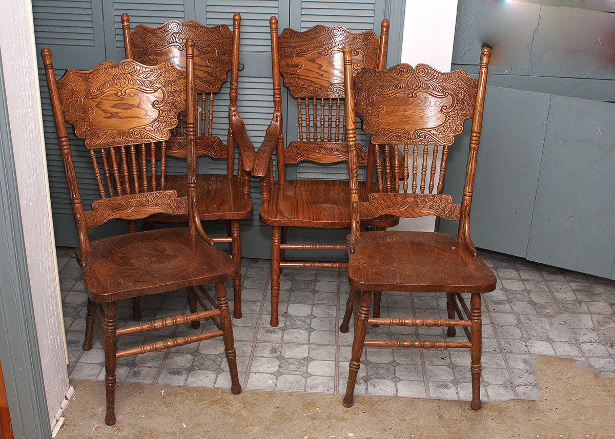Four Oak Spindle Back Dining Chairs EBTH