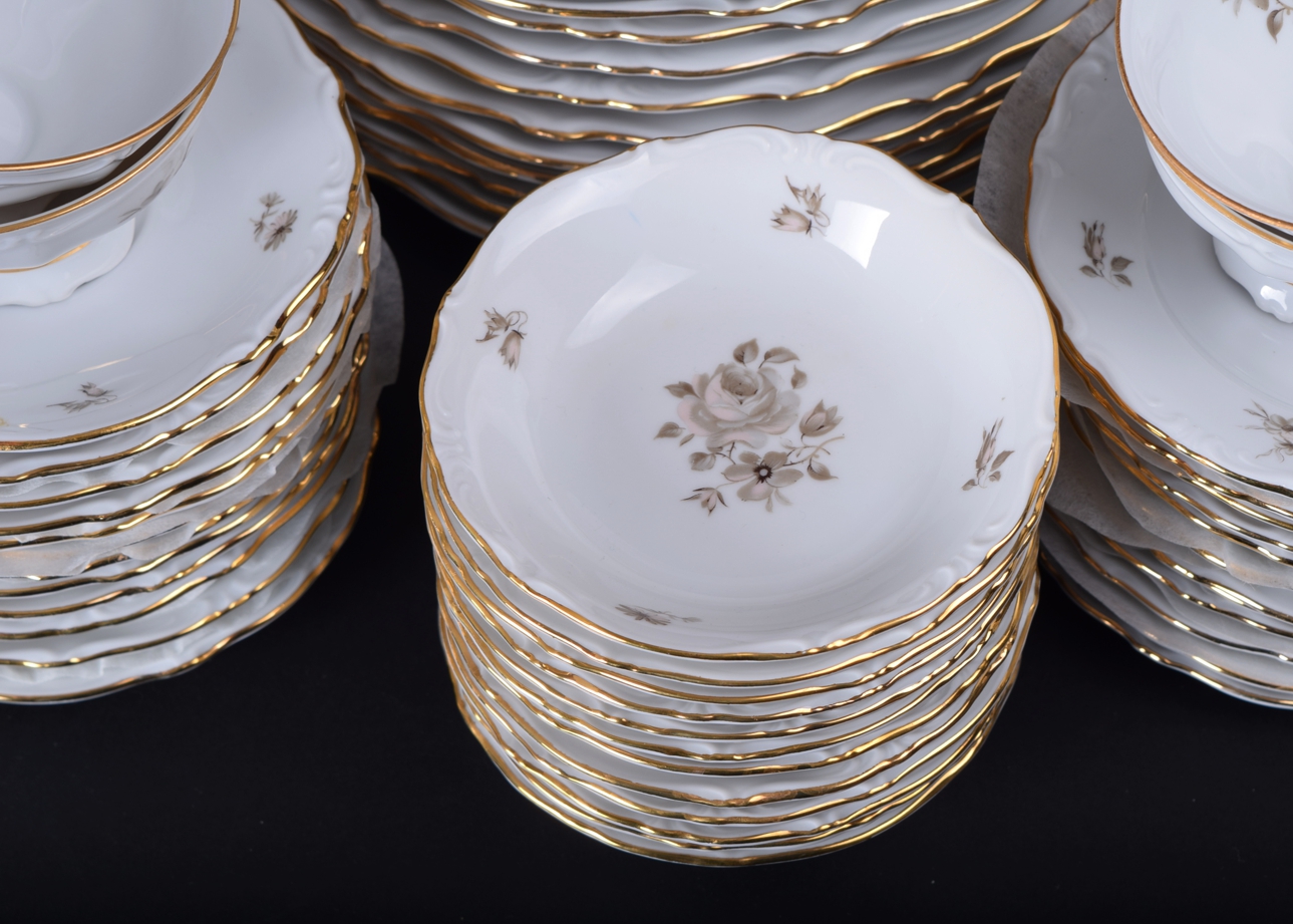 winterling-bavaria-china-dusk-rose-place-settings-ebth