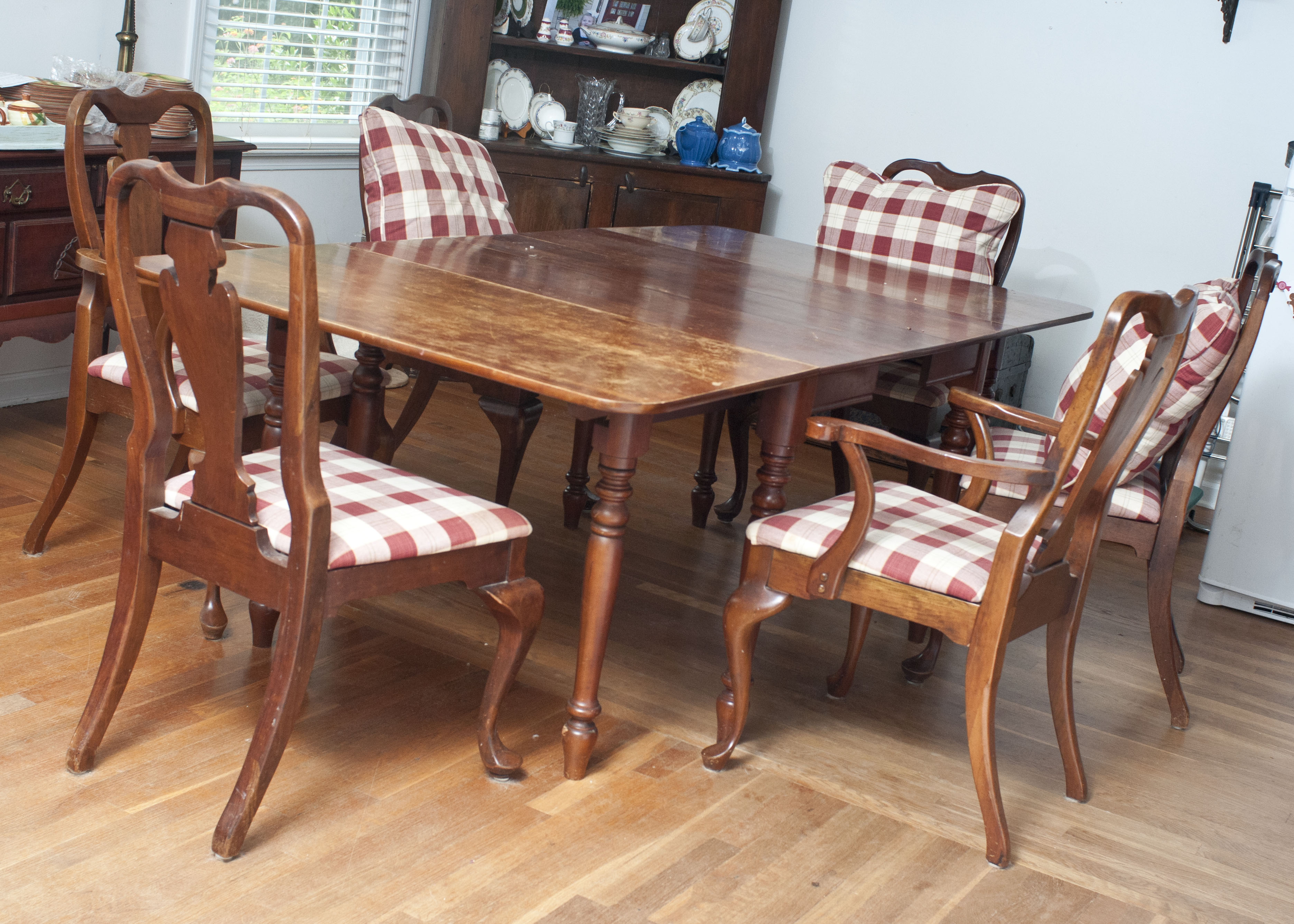 Dining Table By Crescent Furniture Ebth