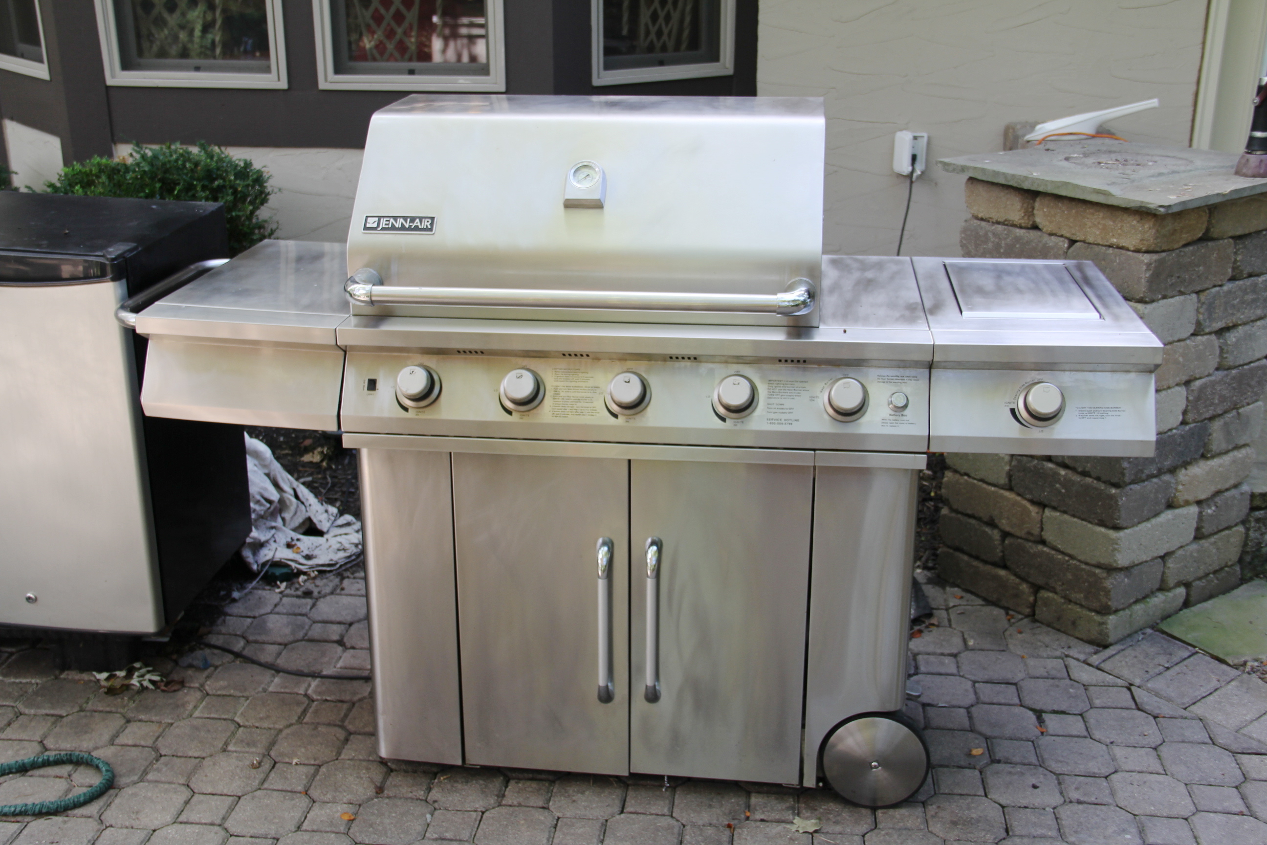 Jenn Air Stainless Steel Gas Grill Ebth