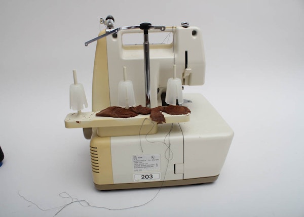 203 Bernette Serger Sewing Machine Ebth