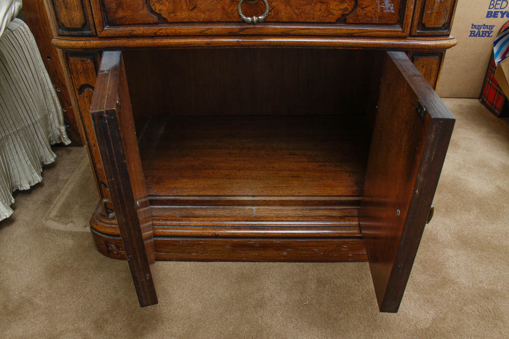 Thomasville Bedside Tables EBTH