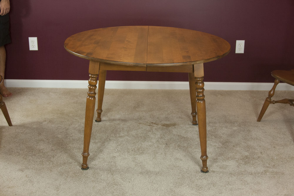 Vintage Maple Dining Room Table and Chairs EBTH