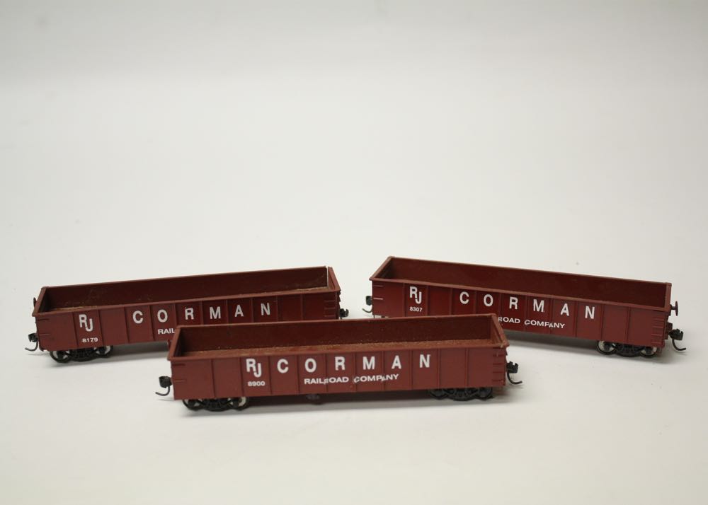 Collection of RJ Corman Model Train Cars EBTH