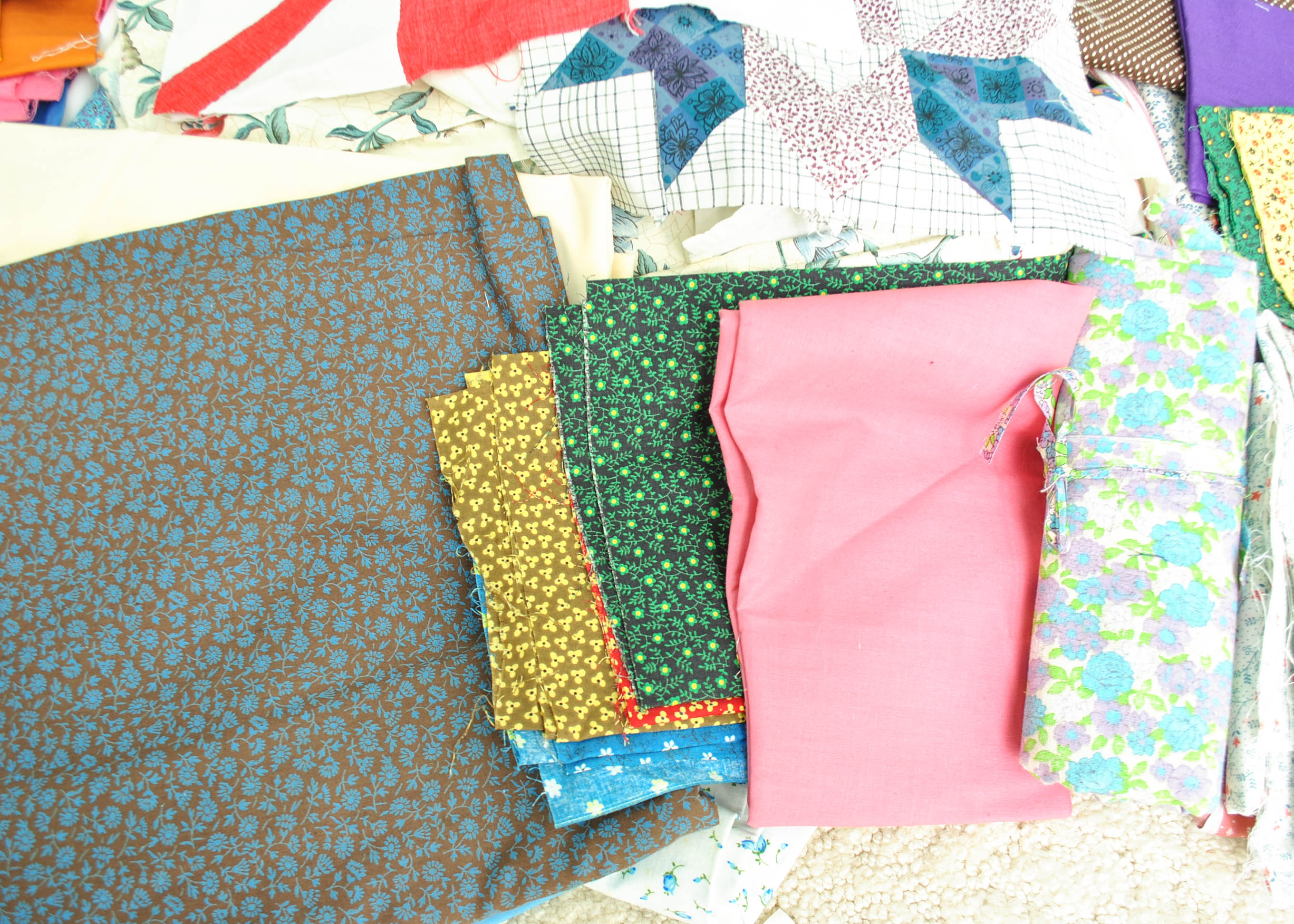 Box of Quilt Pieces and Material EBTH