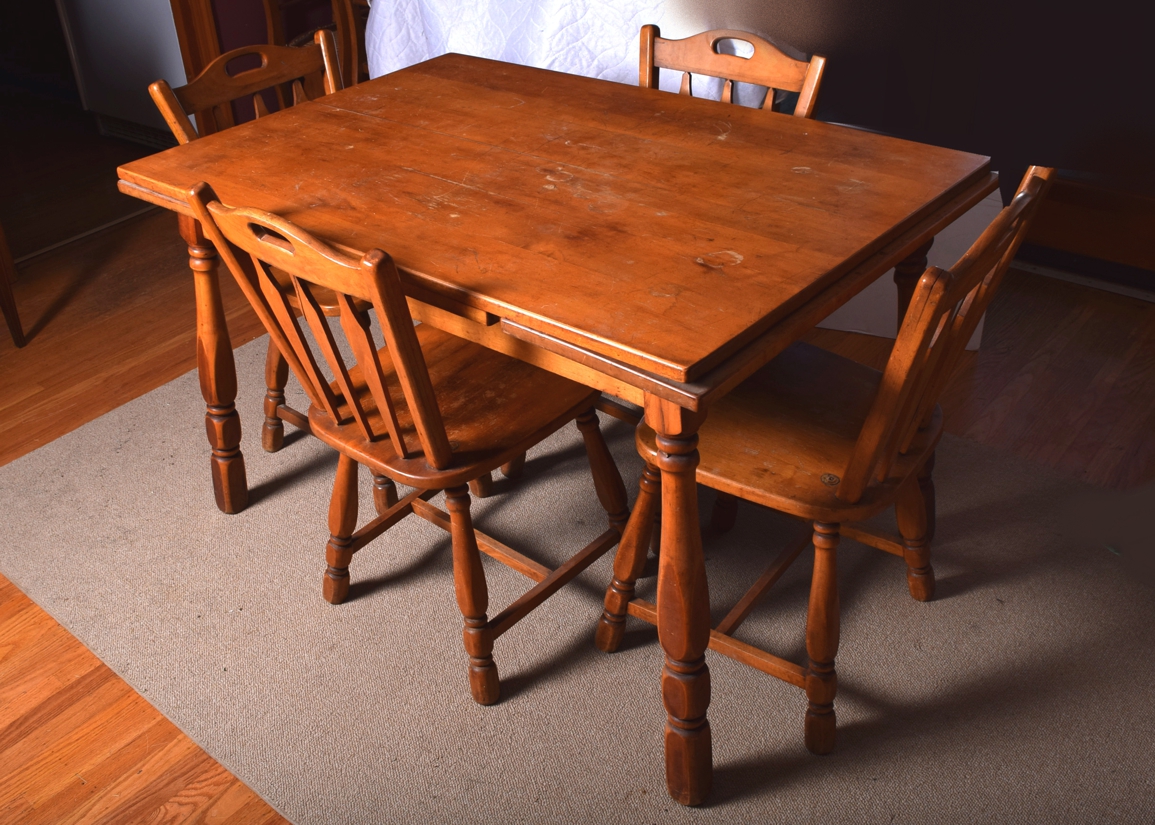 Maple DrawLeaf Dining Table and Chairs EBTH