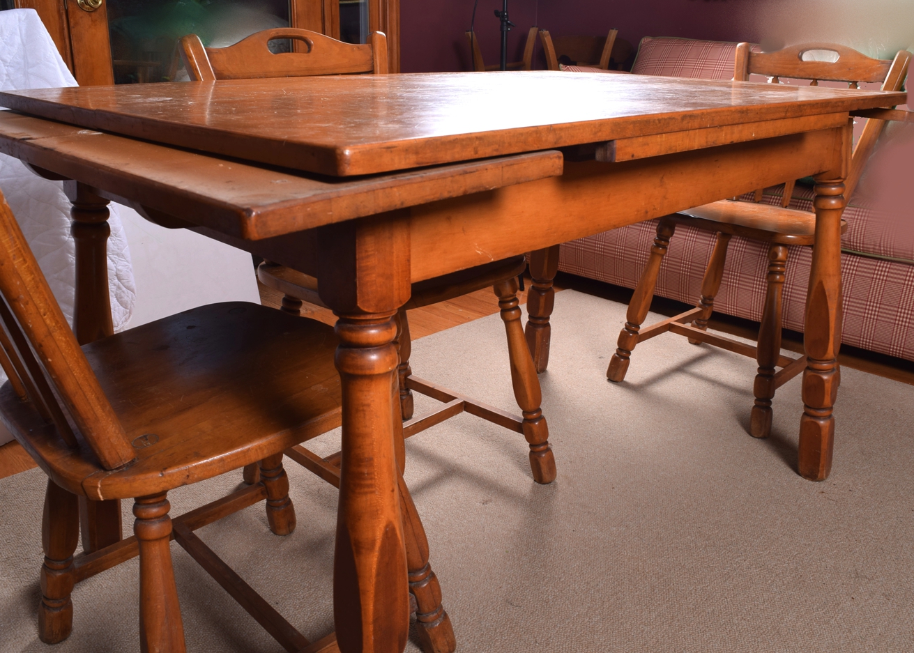 Maple DrawLeaf Dining Table and Chairs EBTH