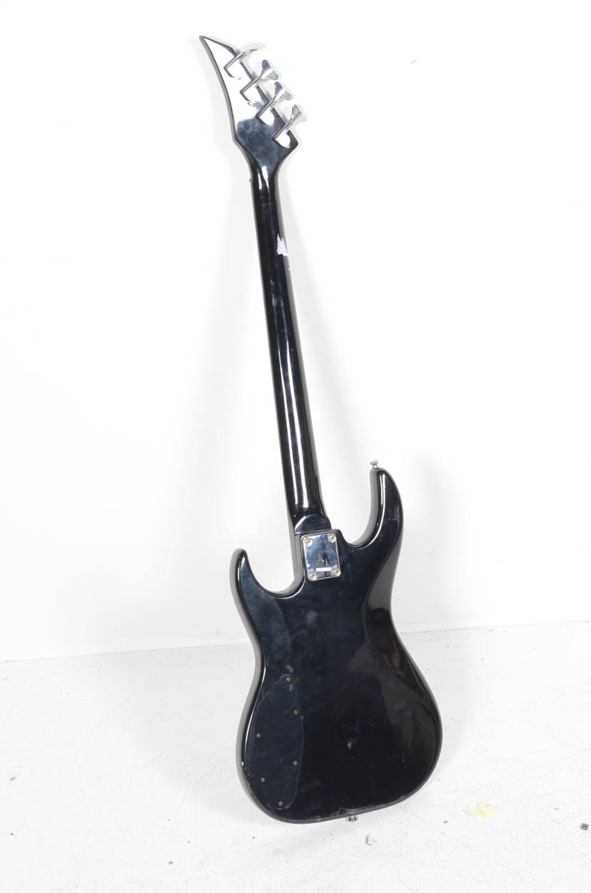 Hyundai Electric Bass Guitar EBTH