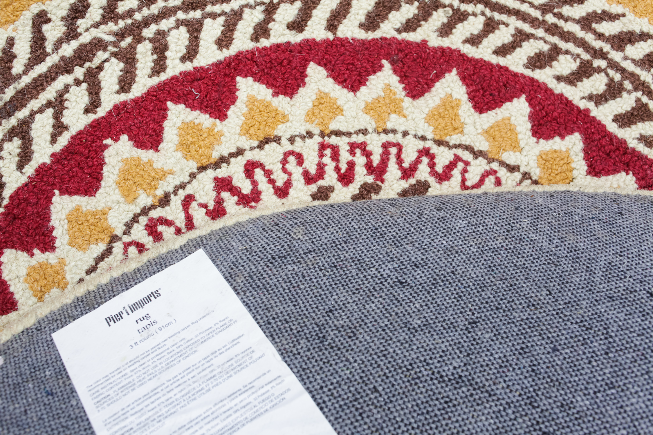 Pier One "Tapis" Small Round Rug EBTH