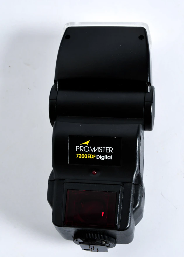 Promaster 7200 EDF Digital Flash | EBTH