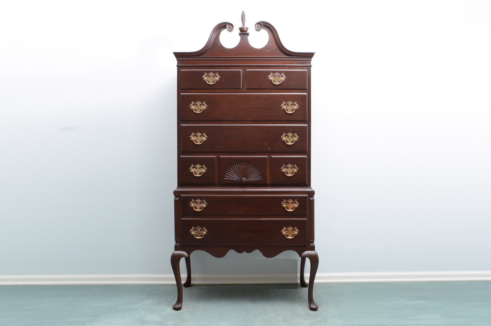 Thomasville Queen Anne Highboy Dresser Ebth