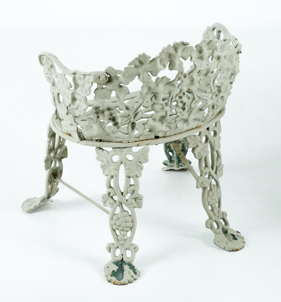 Vintage Cast Iron Patio Furniture Set EBTH