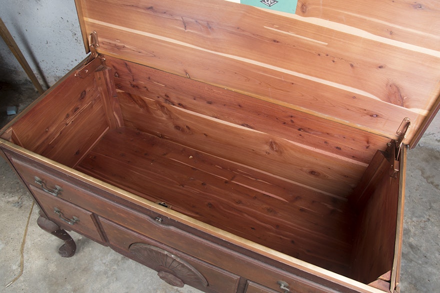 CaswellRunyan Cedar Chest EBTH