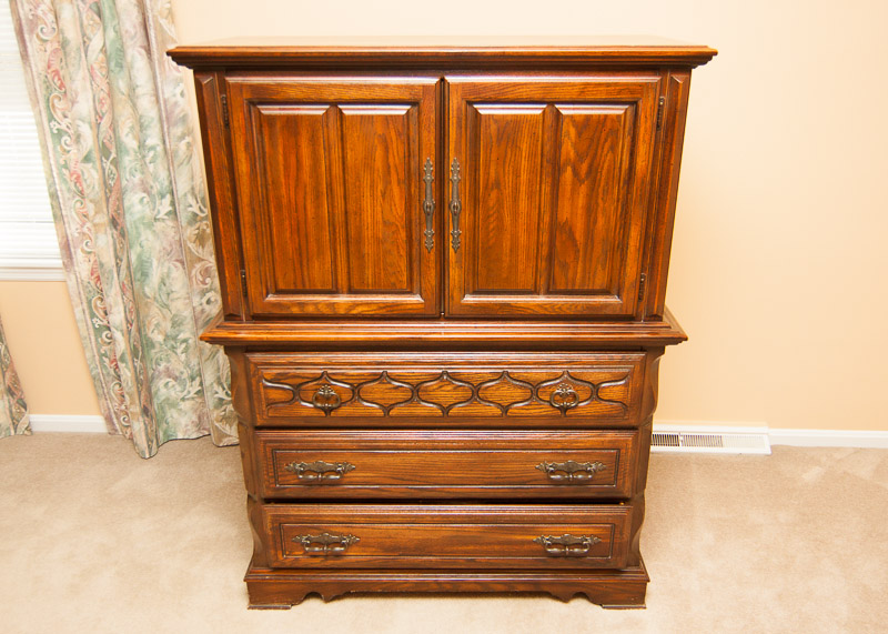 Vintage Stand Up Dresser Ebth