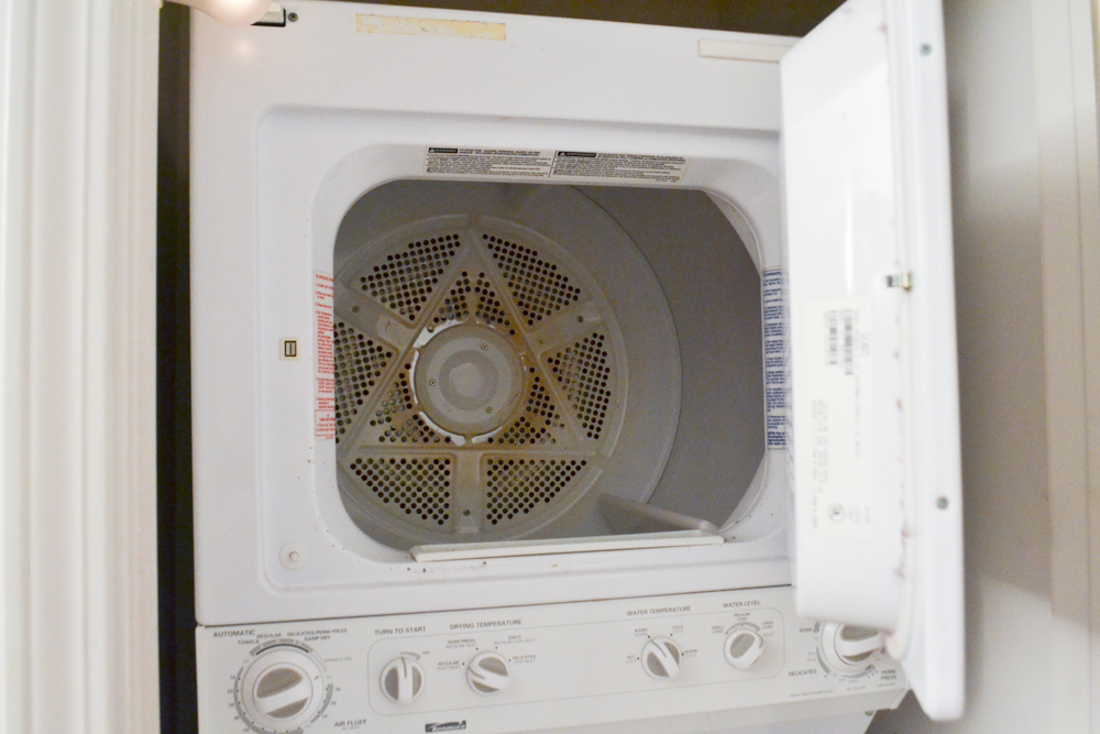 Kenmore Stackable High Efficiency Washer and Electric Dryer EBTH