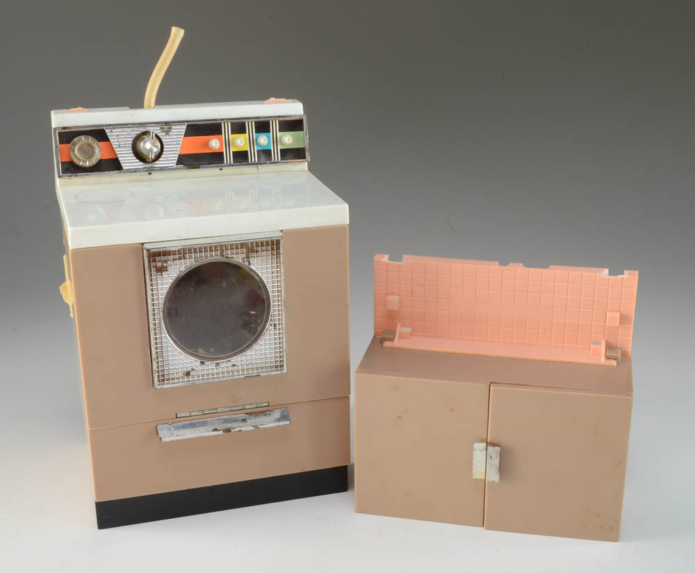Vintage Barbie Kitchen Appliances | EBTH