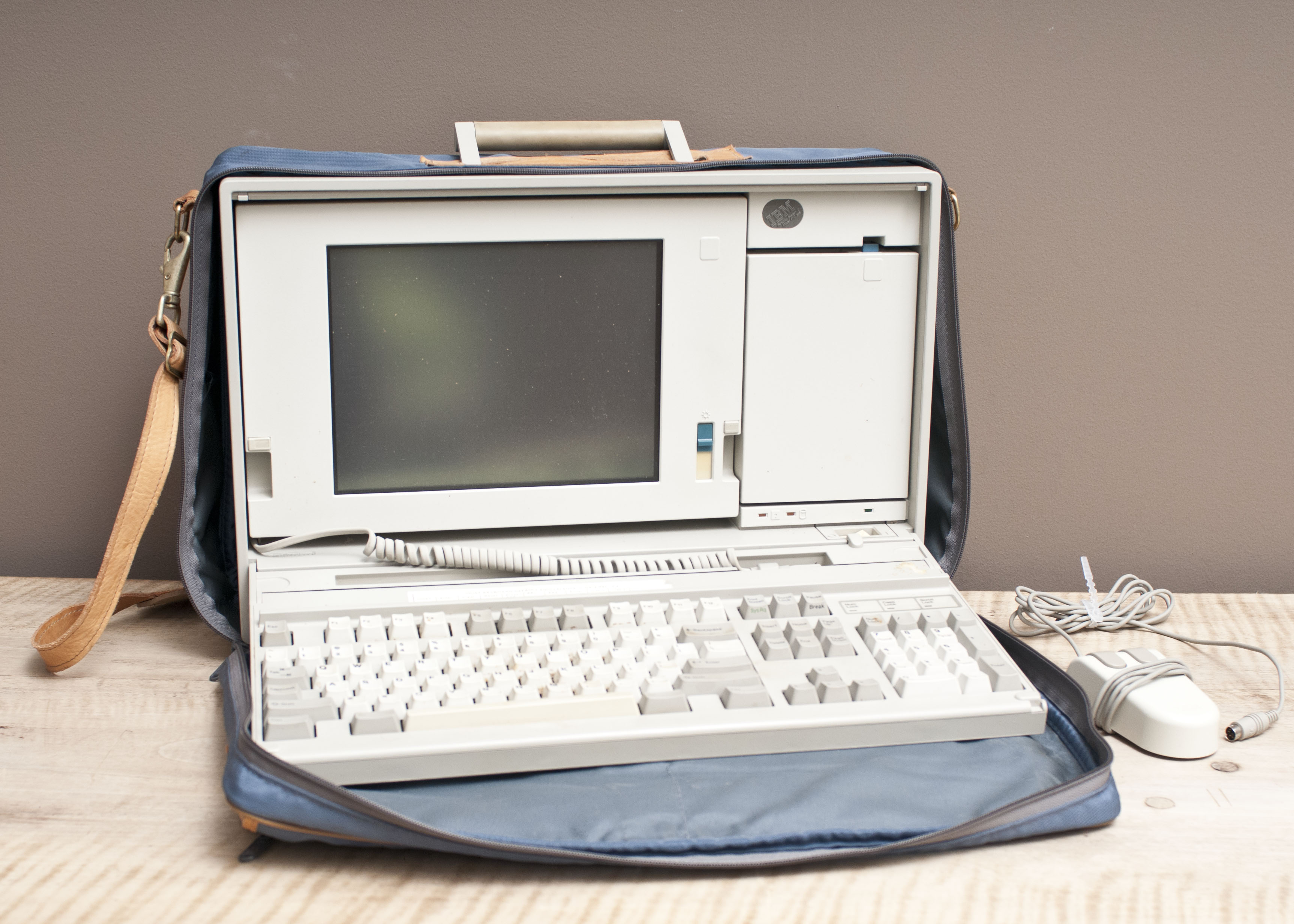 Original IBM P70 386 Computer in Hartmann Case EBTH