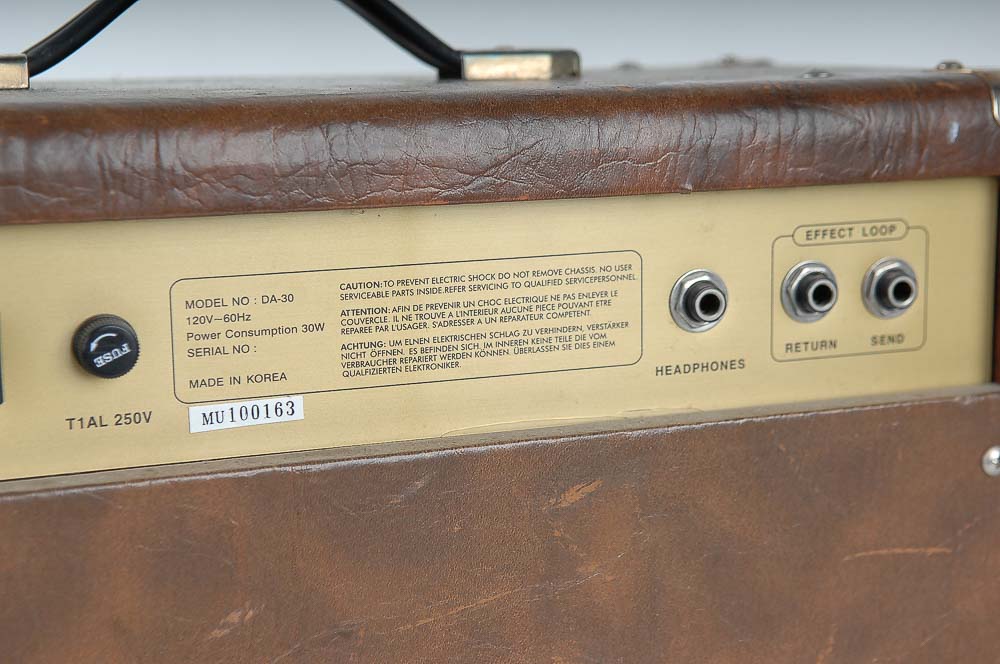 Dean DA30 Acoustic Guitar Amplifier EBTH