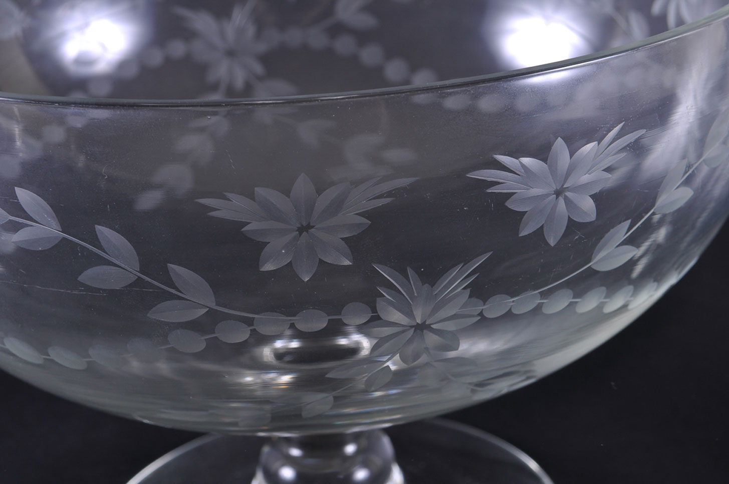 Vintage Etched Glass Compote and Vases EBTH