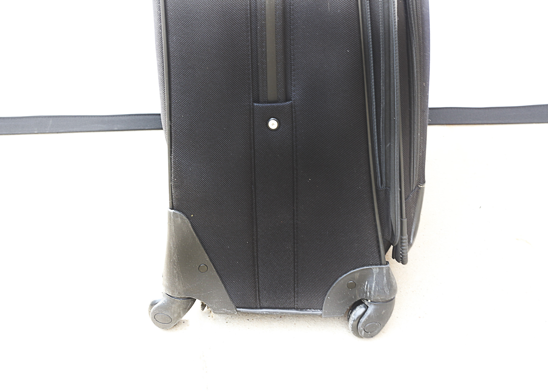 Jeep Luggage Set EBTH