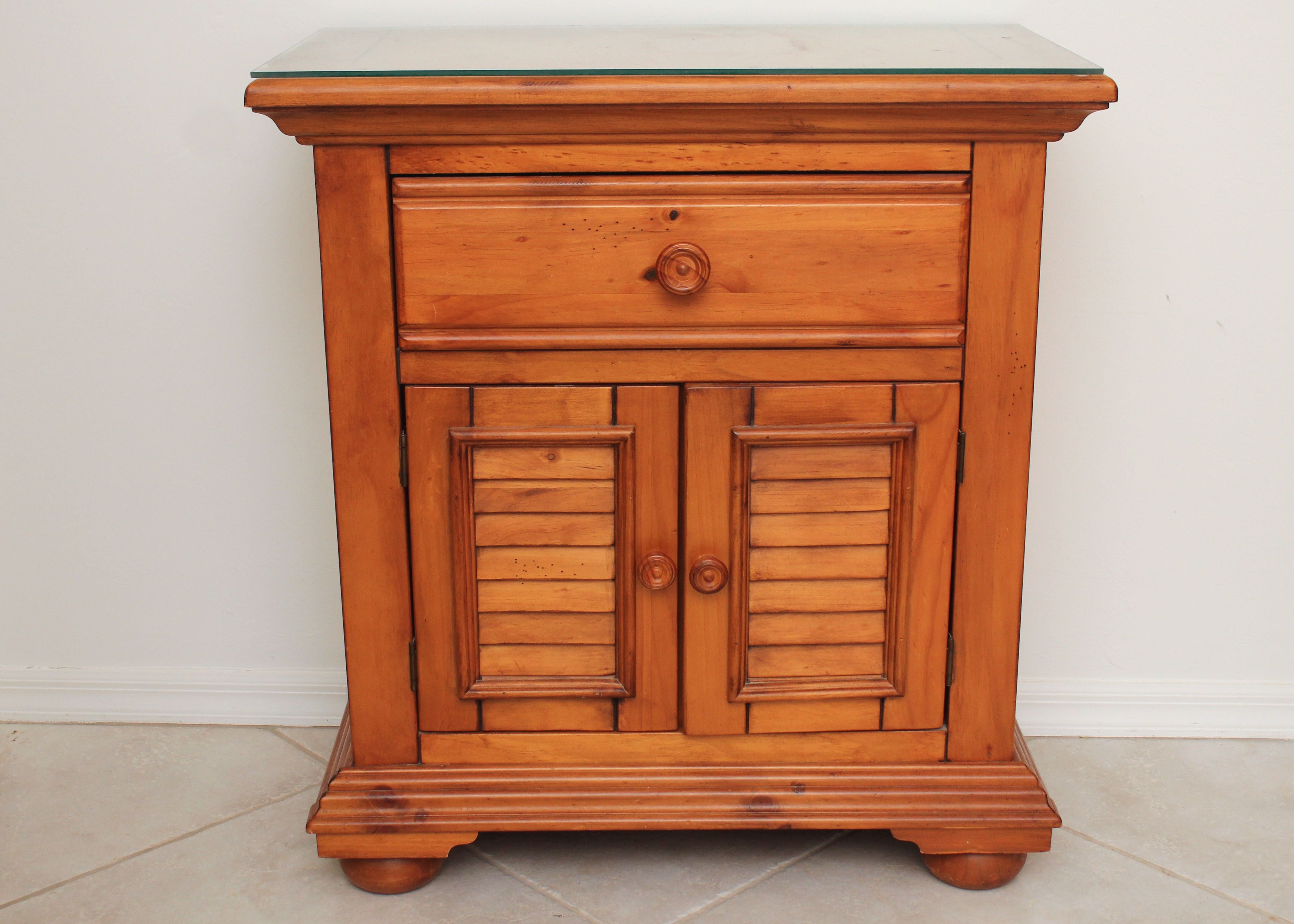 Pine Nightstand EBTH