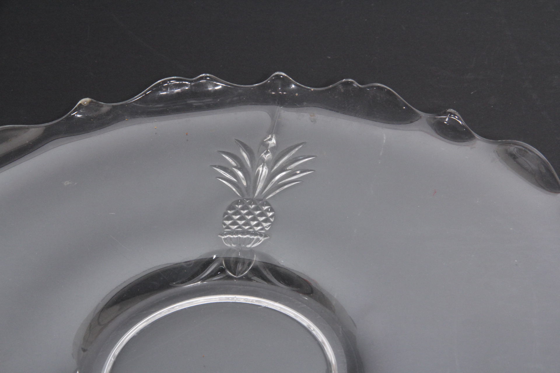 Heisey Plantation Glass Serving Tray EBTH