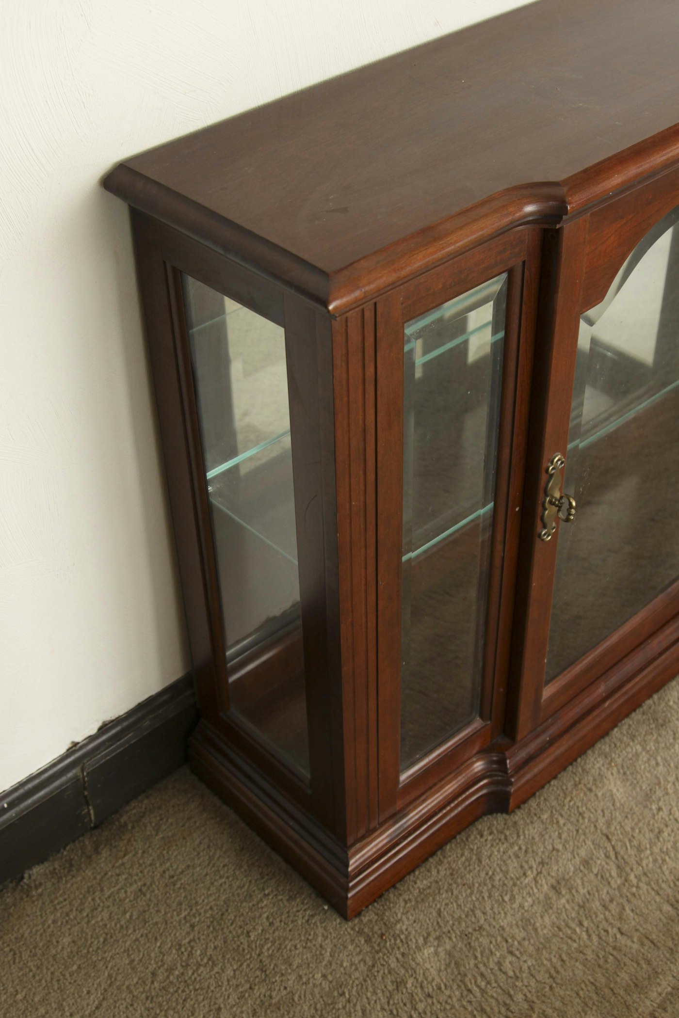 Small Wood and Glass Curio Floor Cabinet : EBTH