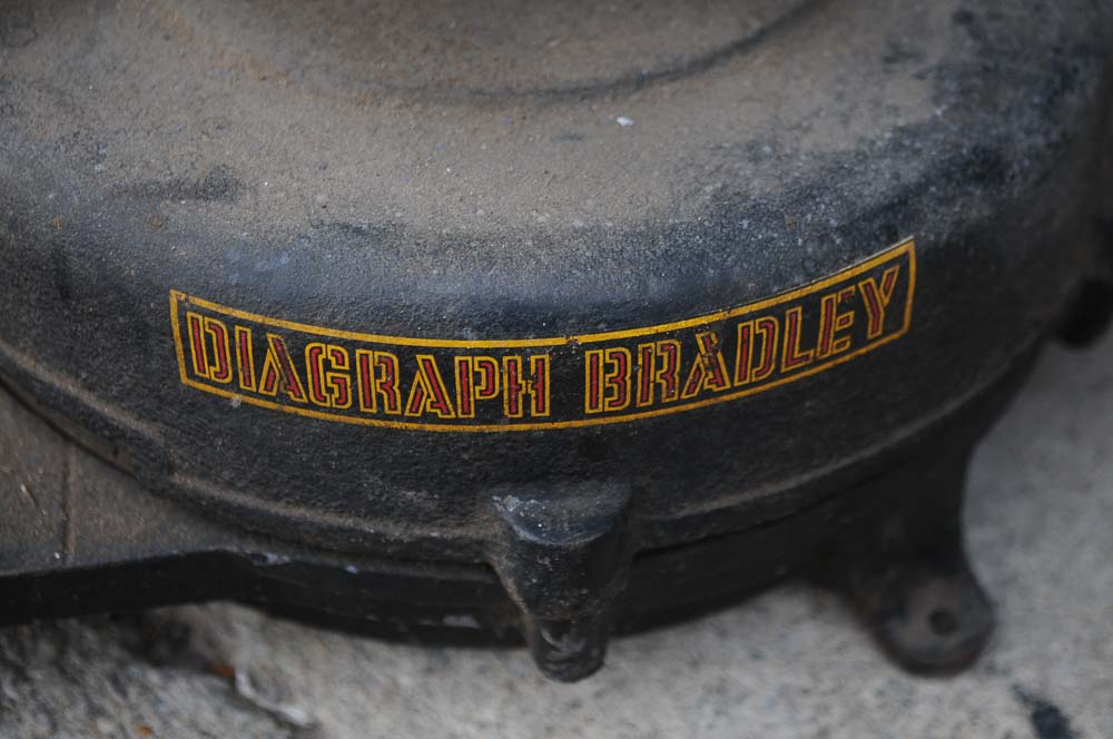 Diagraph Bradley GGS747 Industries Stencil Cutting Machine EBTH