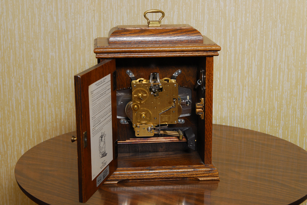 Vintage Ridgeway Mantel Clock EBTH