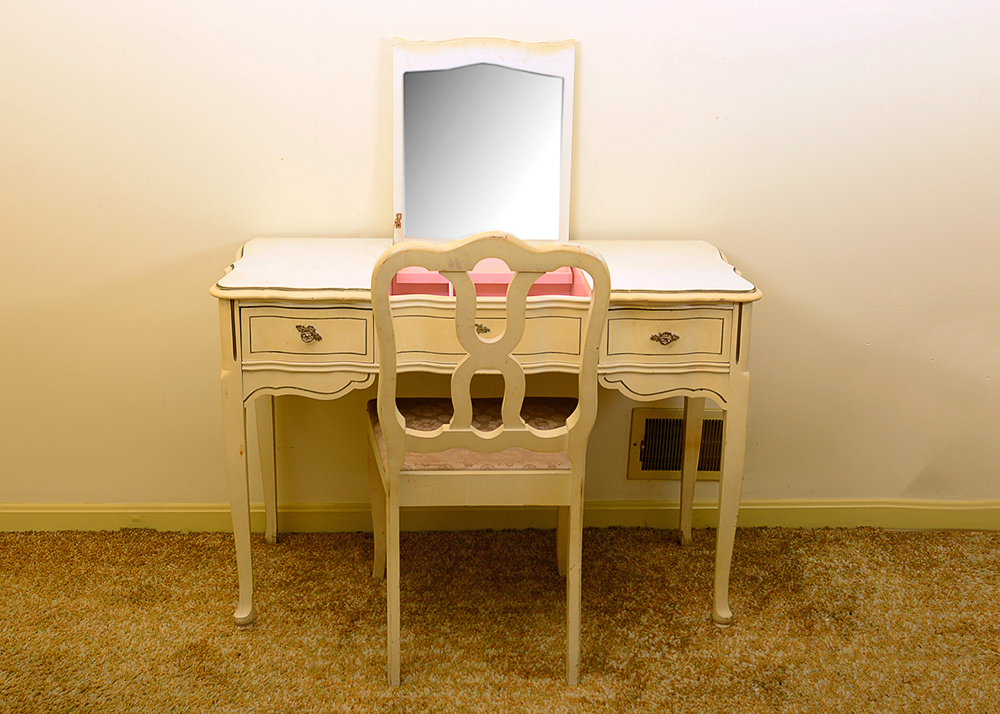 French Provincial Vanity Desk EBTH