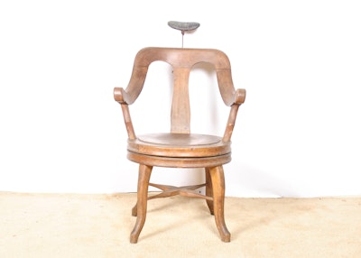 Vintage Chairs Antique Chairs And Retro Chairs Auction Ebth