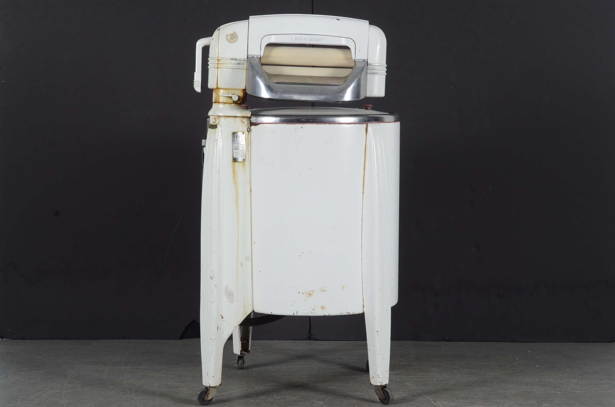 Vintage Speed Queen Model 90 Wringer Washer EBTH