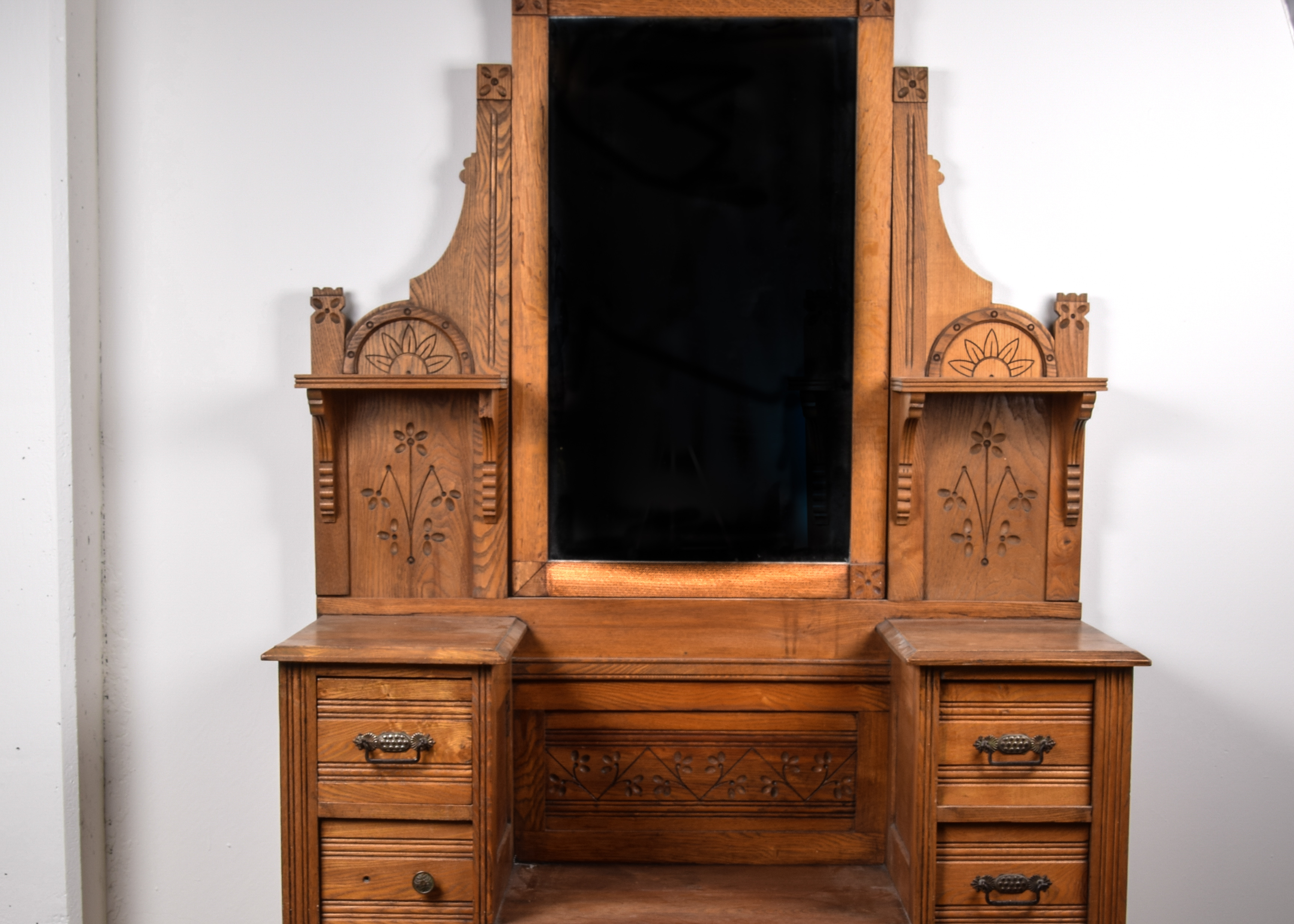 Antique Oak Vanity EBTH