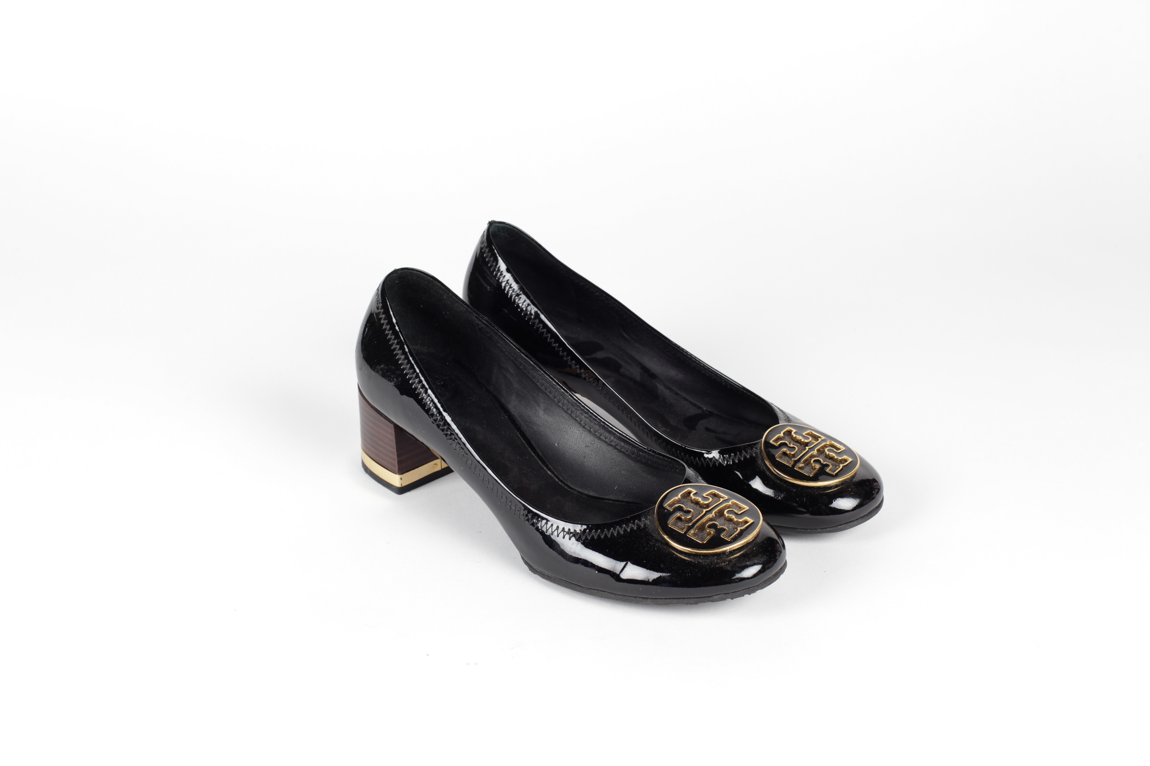 tory burch amy pump
