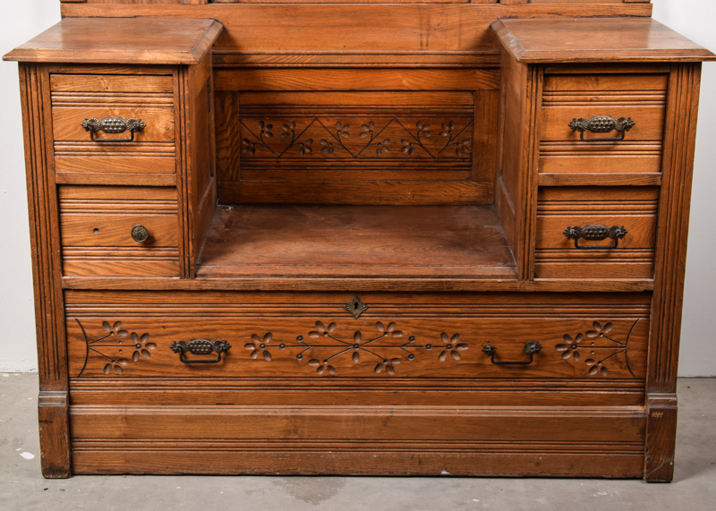 Antique Oak Vanity EBTH